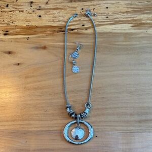 Elegant Silver Necklace and Earring Set